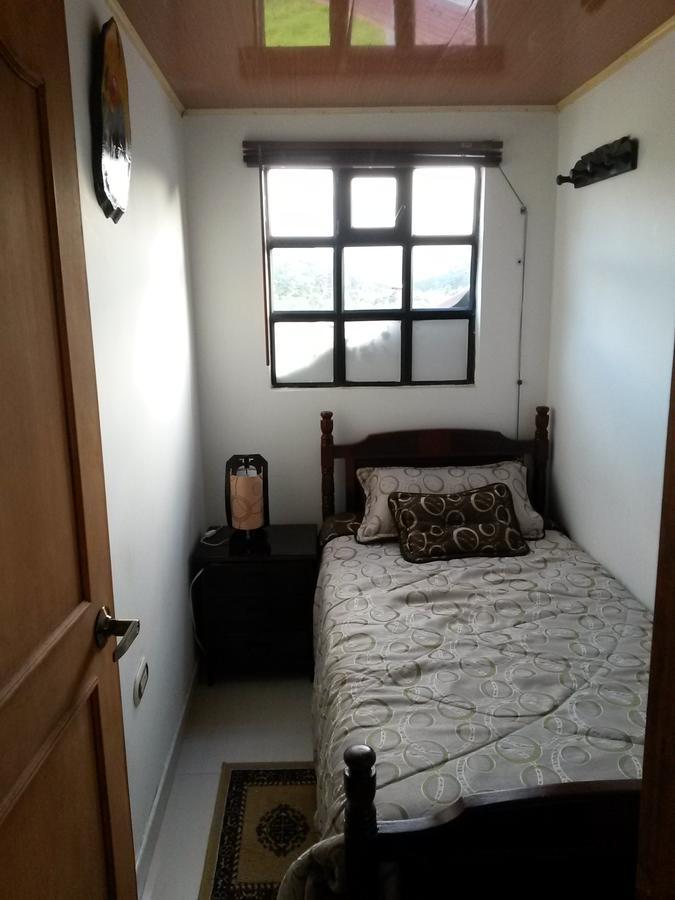 Hospedaje El Mirador Iza Ngoại thất bức ảnh